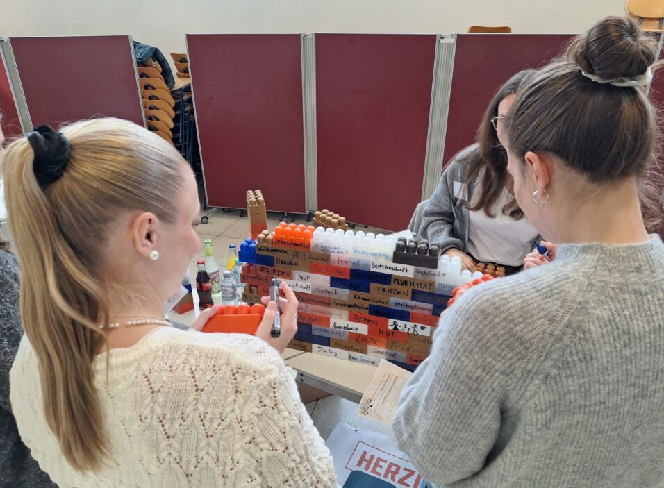 Foto von unserem Stand in der Käthe-Kollwitz-Schule